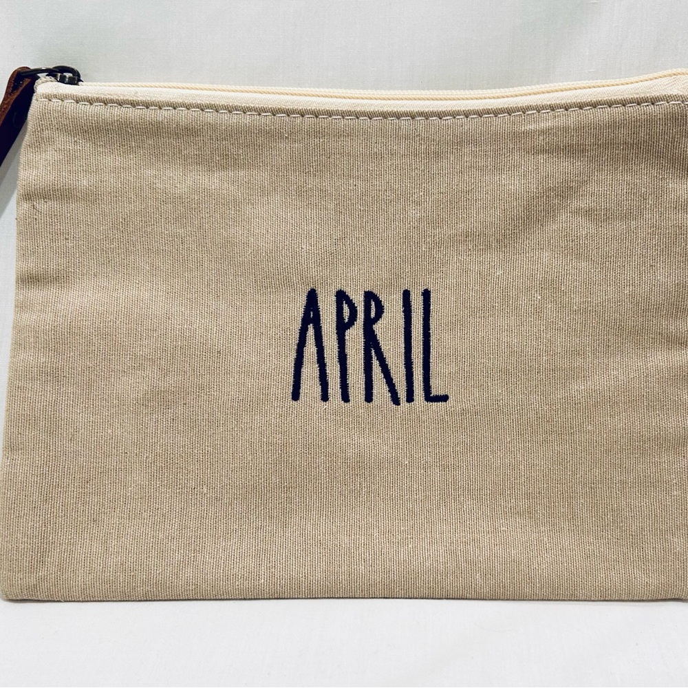 Personalized Jute Makeup Cosmetic Storage Bag Custom Embroidery - Picture 7 of 9